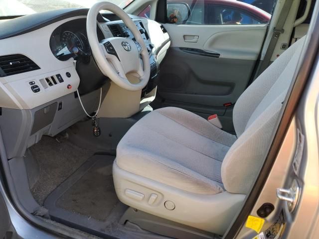 2012 Toyota Sienna LE