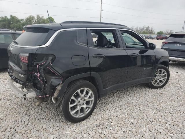 2023 Jeep Compass Latitude LUX