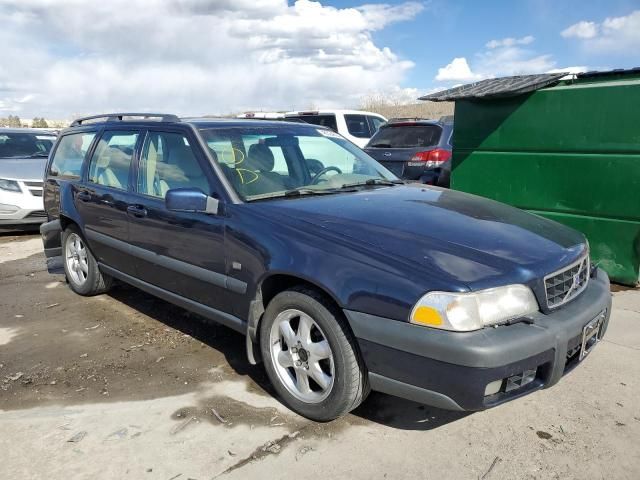 2000 Volvo V70 XC