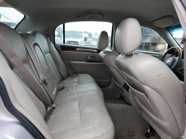 2004 Lincoln Town Car Ultimate