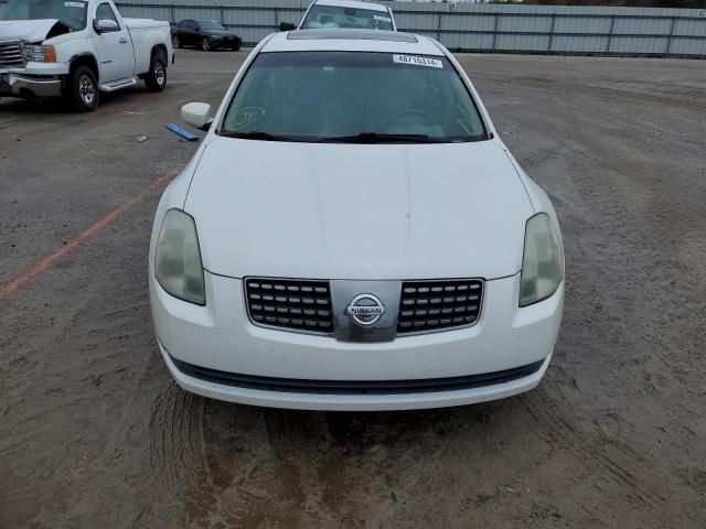 2005 Nissan Maxima SE