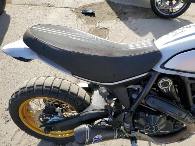 2022 Ducati Scrambler Desert Sled