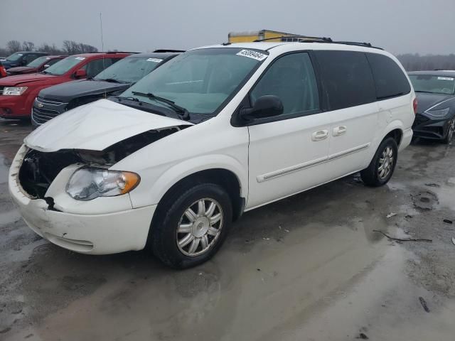 2006 Chrysler Town & Country Touring