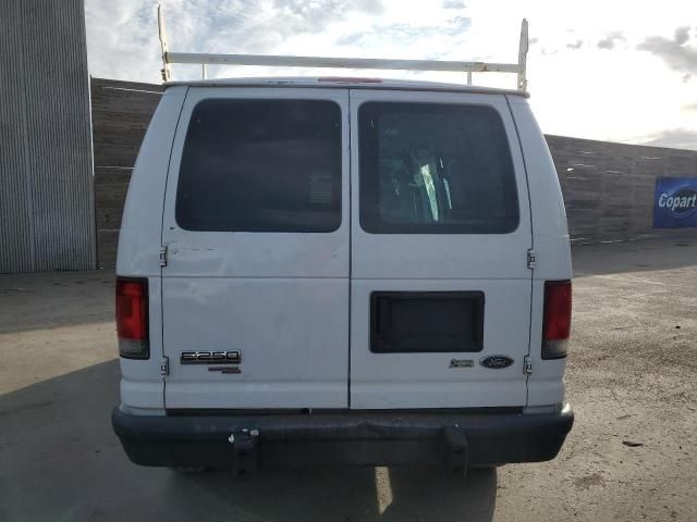 2014 Ford Econoline E250 Van