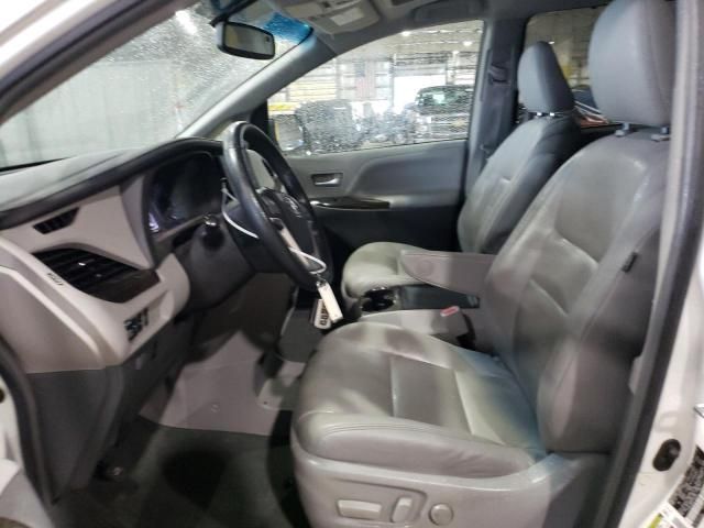 2015 Toyota Sienna XLE