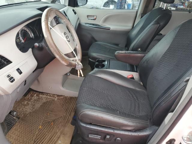 2013 Toyota Sienna Sport