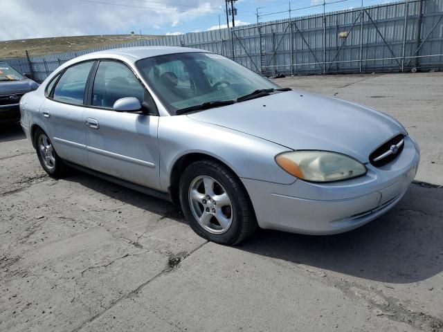 2002 Ford Taurus SE