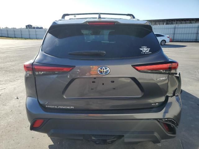 2020 Toyota Highlander Hybrid XLE