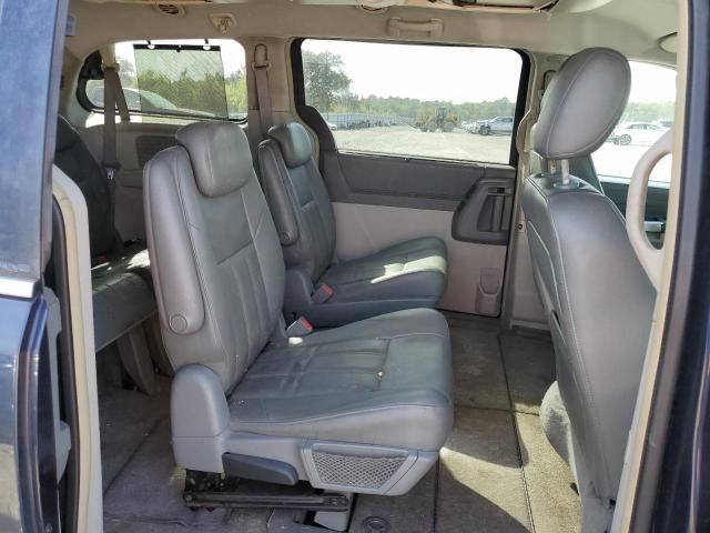 2008 Chrysler Town & Country Touring