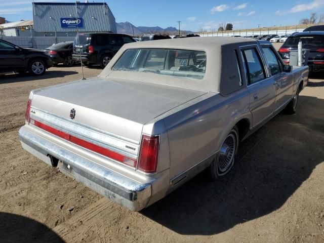 1988 Lincoln Town Car Signature