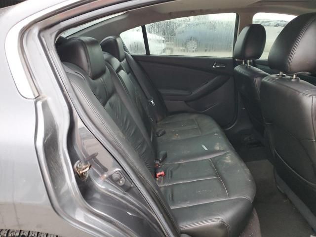 2010 Nissan Altima Base