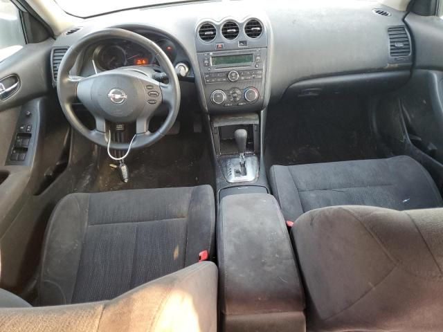 2010 Nissan Altima Base