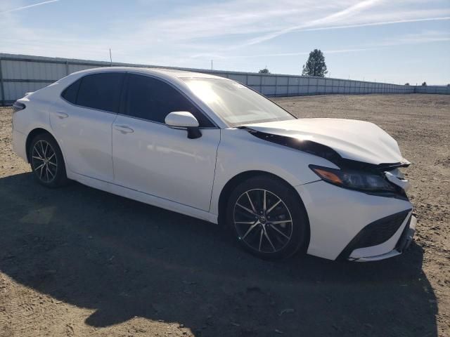 2021 Toyota Camry SE