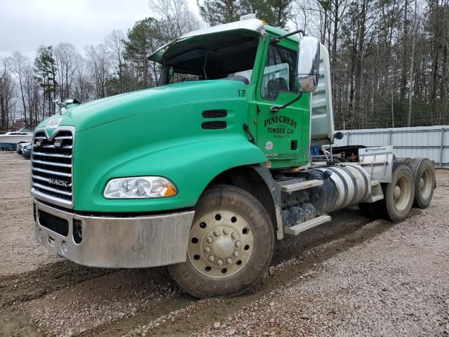 2012 Mack 600 CXU600