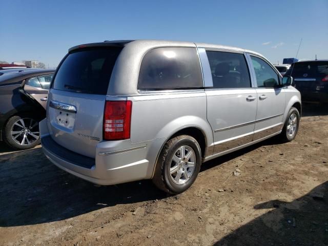 2009 Chrysler Town & Country Touring