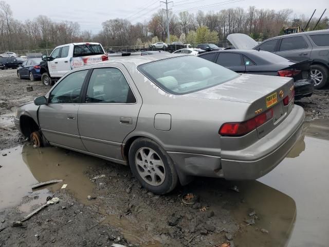 1999 Toyota Camry LE