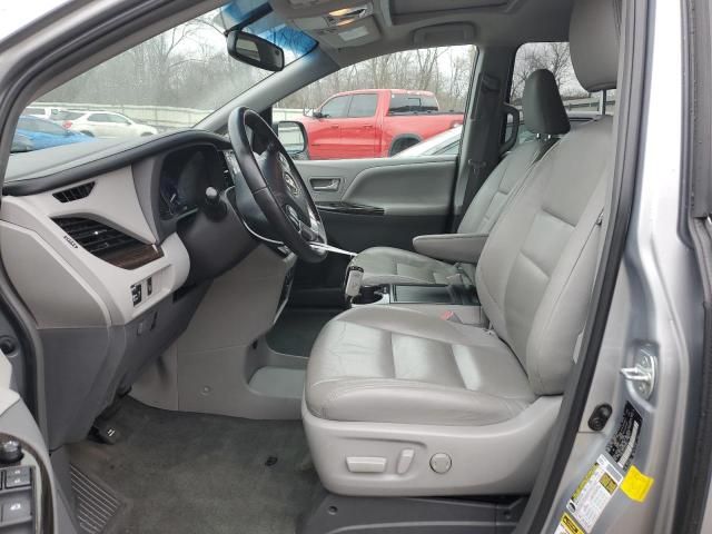 2015 Toyota Sienna XLE