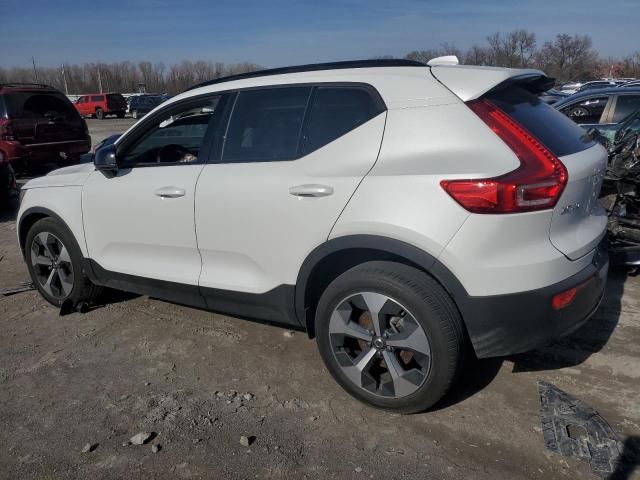 2023 Volvo XC40 Plus