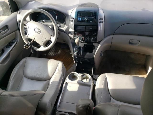 2008 Toyota Sienna CE