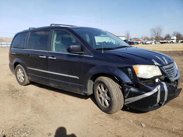 2011 Chrysler Town & Country Touring