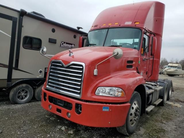 2015 Mack 600 CXU600