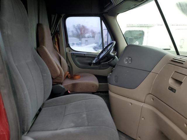 2011 Freightliner Cascadia 125