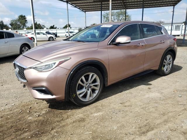 2017 Infiniti QX30 Base