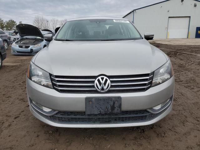 2013 Volkswagen Passat SE