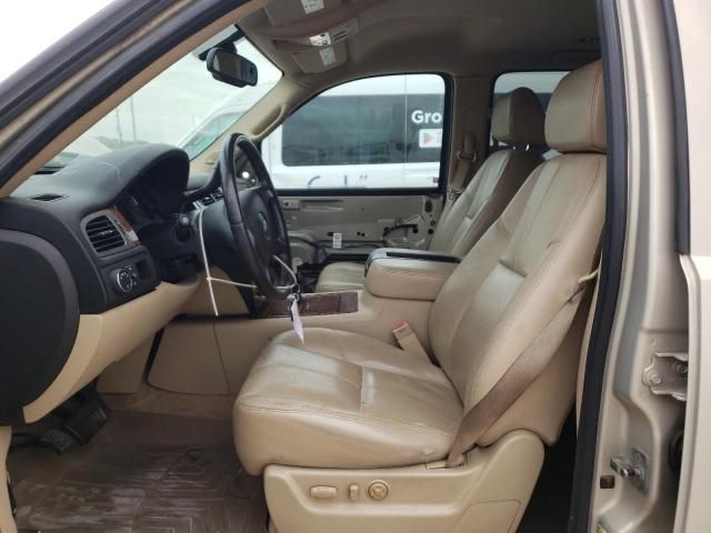 2008 Chevrolet Suburban C1500  LS