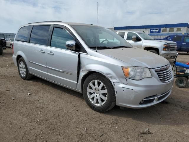 2011 Chrysler Town & Country Touring L