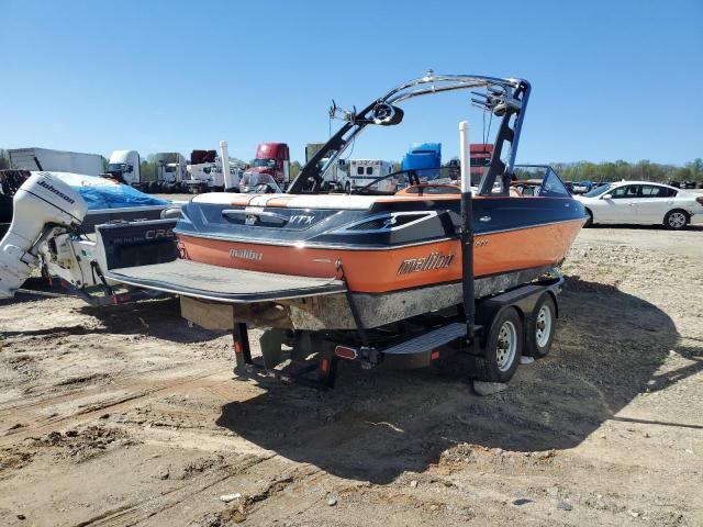 2012 Malibu Boat