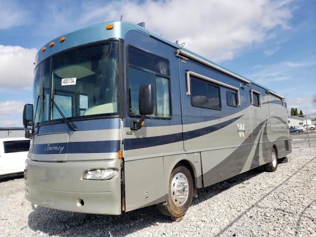 2004 Winnebago 2004 Freightliner Chassis X Line Motor Home