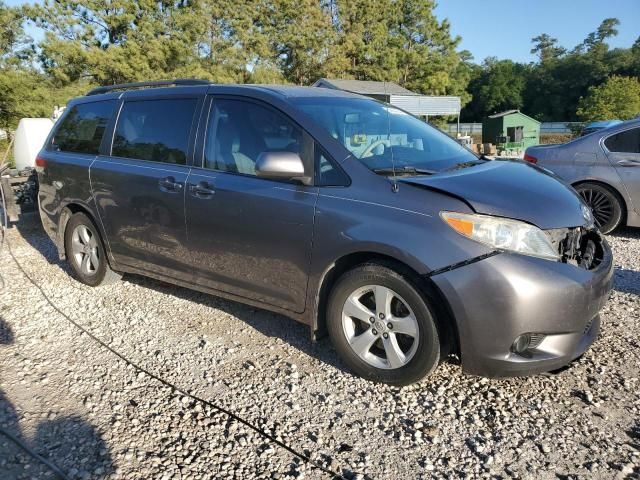 2011 Toyota Sienna LE