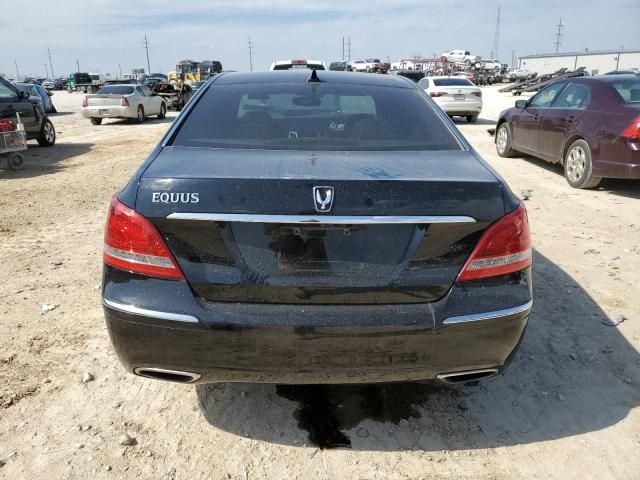 2013 Hyundai Equus Signature