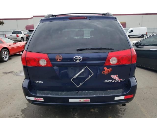 2007 Toyota Sienna CE