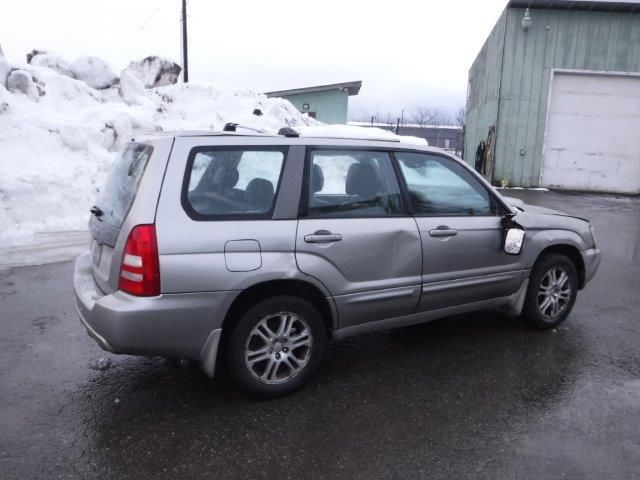 2005 Subaru Forester 2.5XT