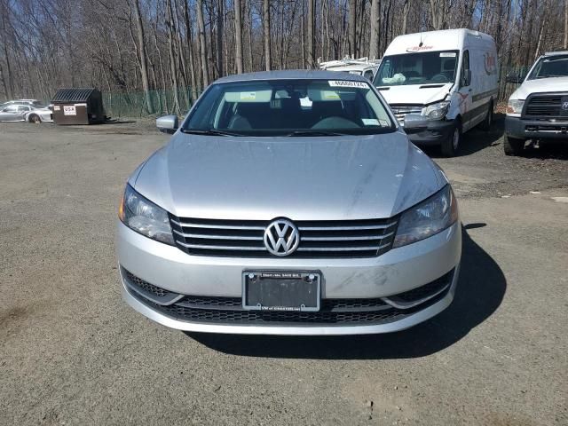 2015 Volkswagen Passat S