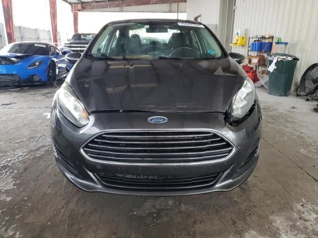 2015 Ford Fiesta SE