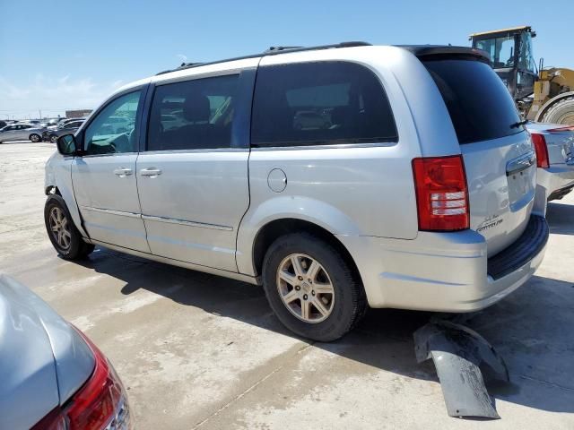 2010 Chrysler Town & Country Touring