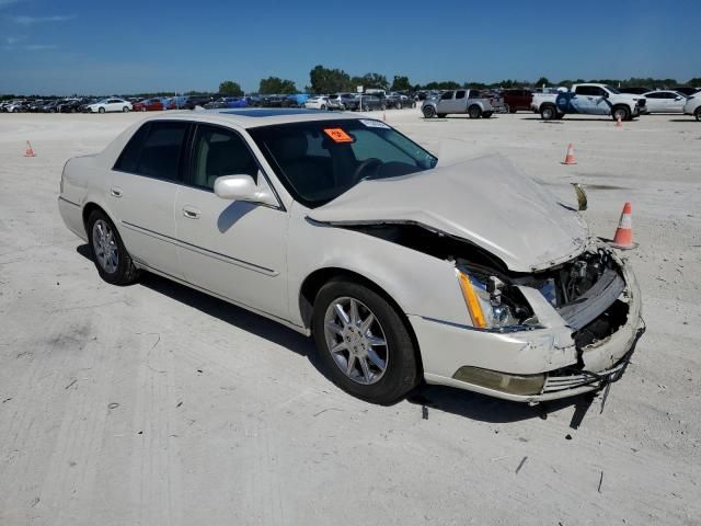 2011 Cadillac DTS Luxury Collection