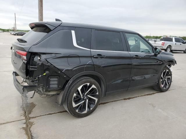 2022 Mitsubishi Outlander ES