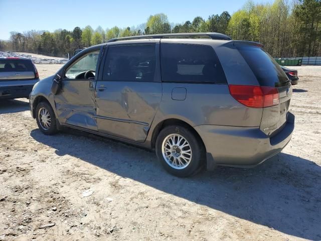 2004 Toyota Sienna CE