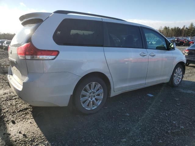 2011 Toyota Sienna XLE