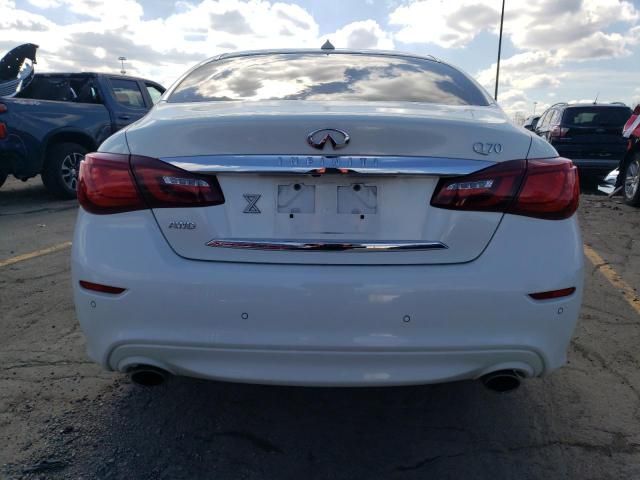 2015 Infiniti Q70 3.7