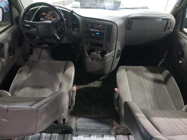 2004 Chevrolet Astro