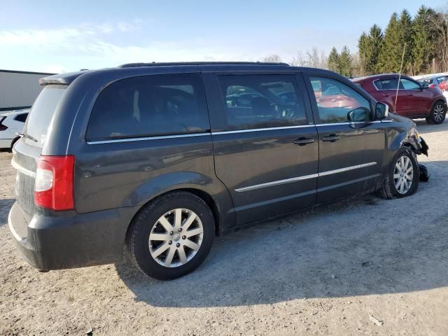 2012 Chrysler Town & Country Touring L