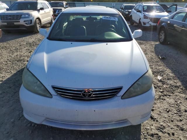 2005 Toyota Camry LE