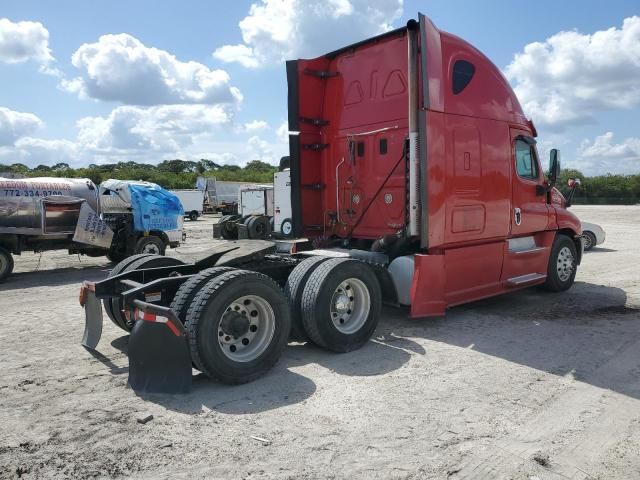 2014 Freightliner Cascadia 125