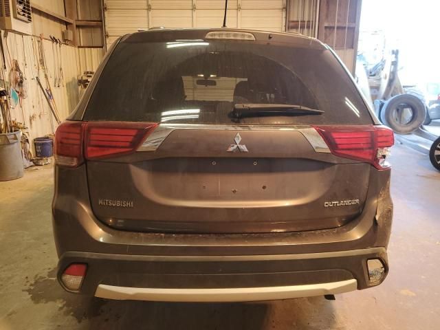 2016 Mitsubishi Outlander SE