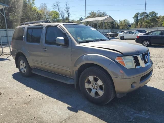 2007 Nissan Pathfinder LE